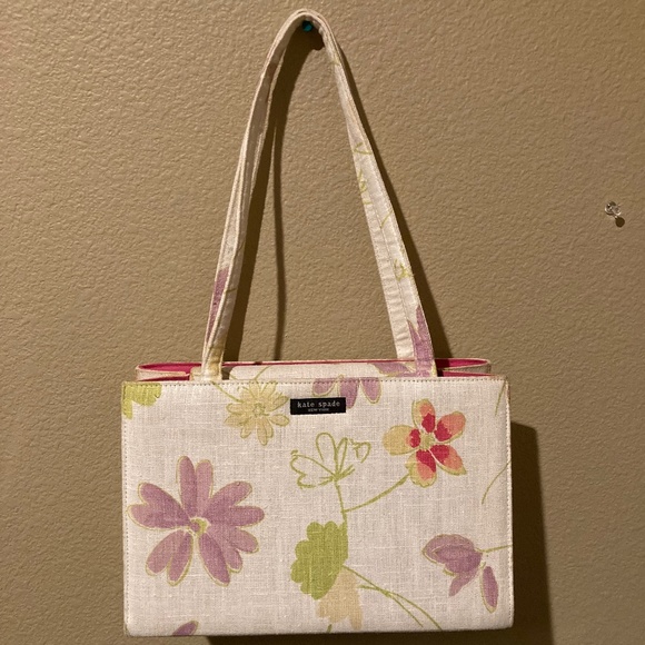 KATE SPADE PRINTED FLOWER THEMED PURSE Perfect for Spring - Picture 1 of 8